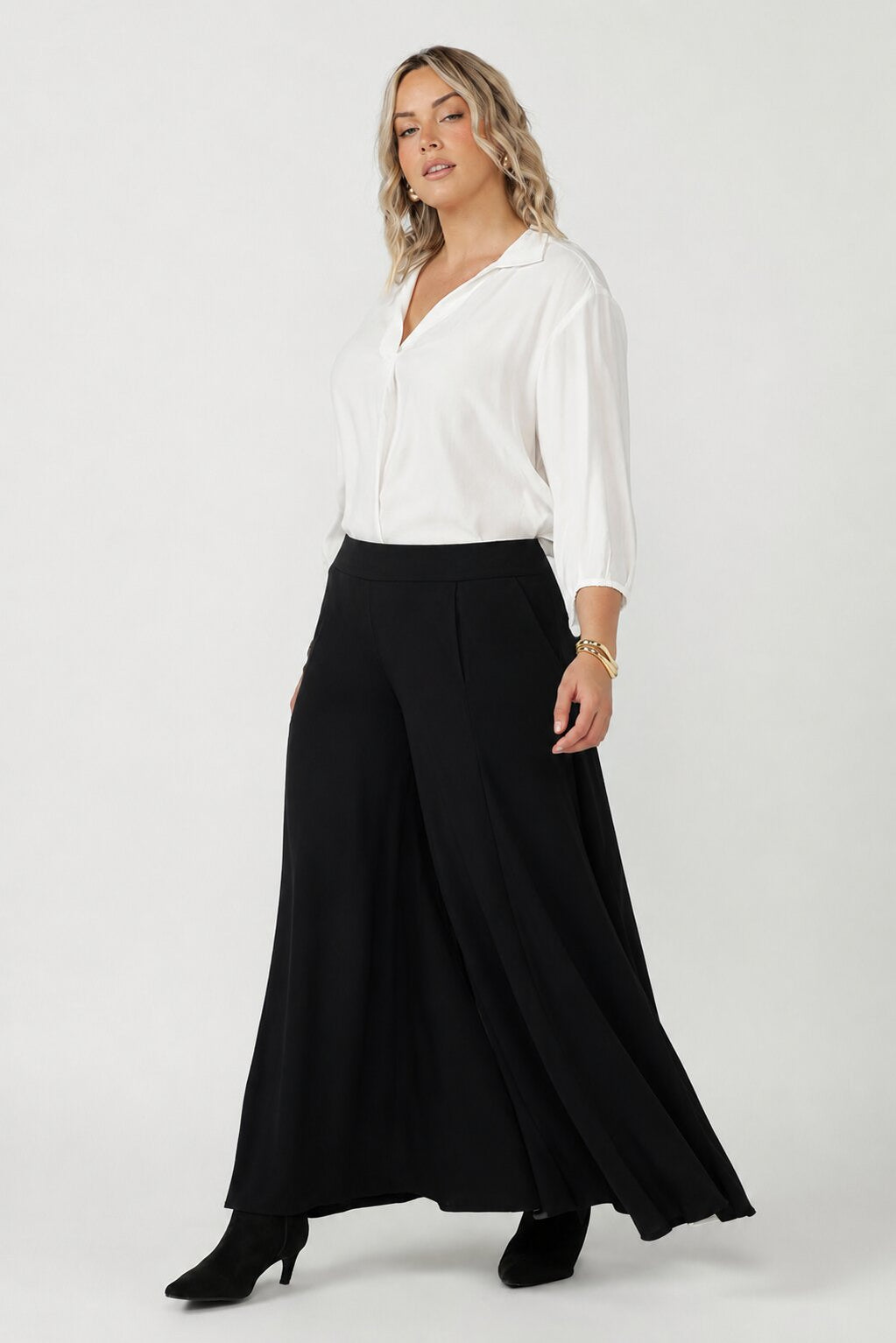 Caspian Palazzo Pant in Black