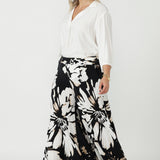 Caspian Palazzo Pant in Midnight Daisy