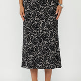 Designed with a flattering A-line silhouette, the Asher Skirt offers easy movement and a streamlined fit.
