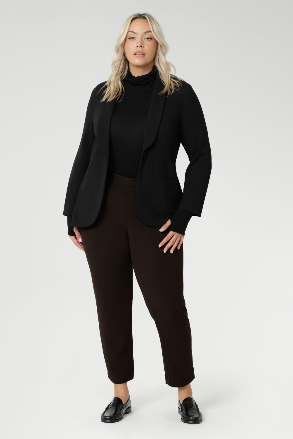 Corbin Pant in Cocoa