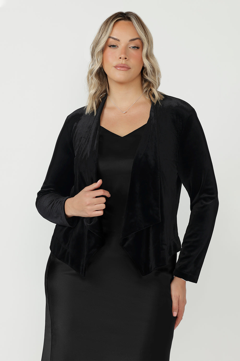 Romy Fluid Jacket in Black Velour