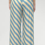Proudly designed and made in Australia, the Devin Drawstring Pant is an elevated essential for summer ease in sizes 8-24.