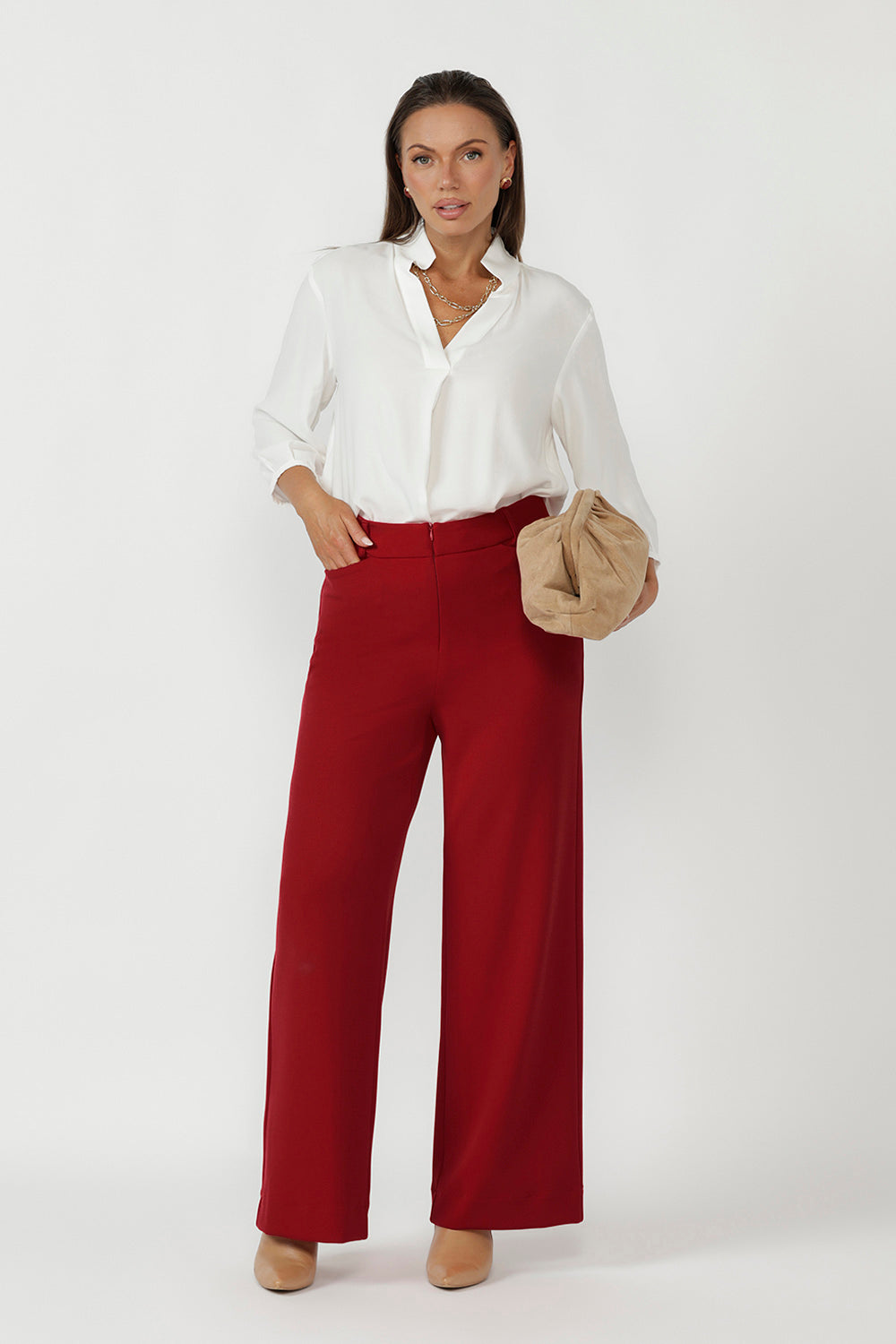 Crafted from a soft breathable Tencel Viscose fabric with a sand-washed texture and a soft drape. The fabric has no stretch.