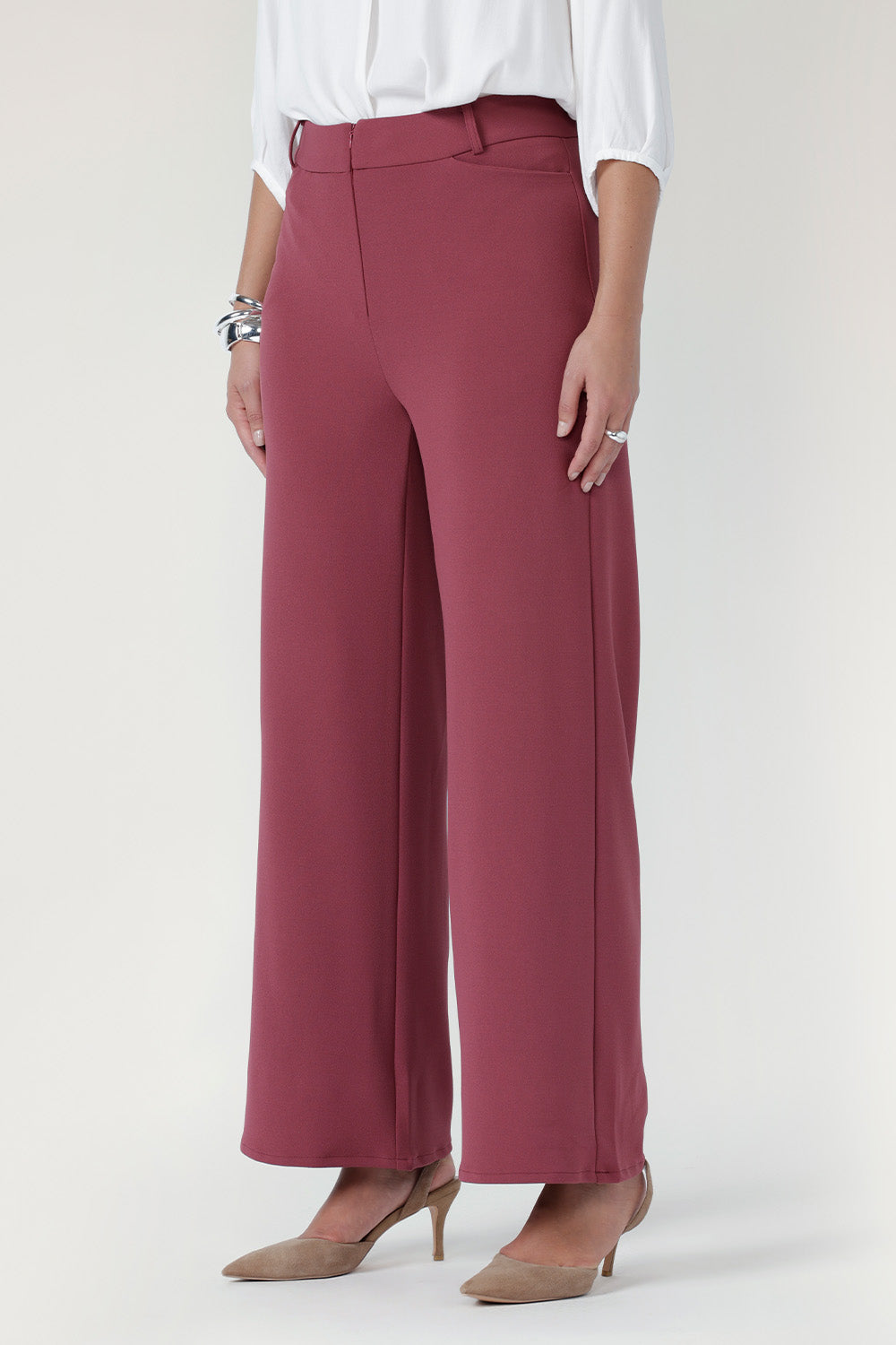 Proudly designed and made in Australia, it’s a versatile wardrobe essential for workwear, suiting, and elevated everyday styling. Australia made in sizes 8-24.