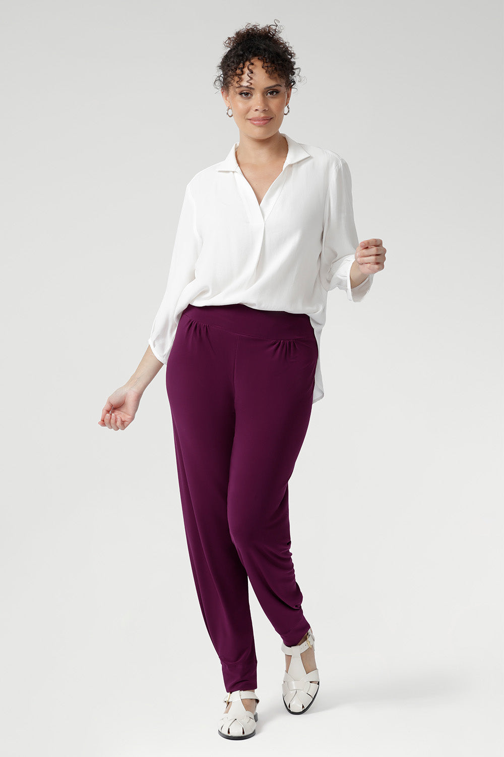 Available in sizes 8-24, these pants are designed to flatter all body shapes, providing a versatile, stylish solution for everything from casual weekends to more polished work looks when paired with a blazer or cardigan.