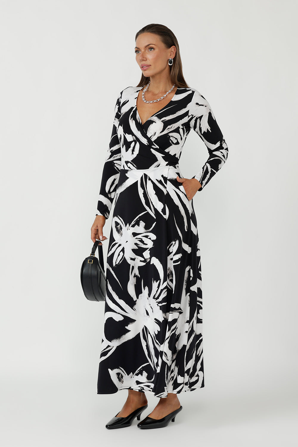 Crafted from our signature dry-touch stretch jersey, this full-length wrap dress offers soft tailoring for real bodies, delivering a flattering fit with all-day comfort.