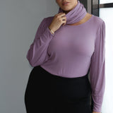 The Infinity Knit Scarf is the ultimate blend of luxury and practicality, crafted for effortless layering through autumn and winter. Made in Australia from a beautifully soft Tencel wool blend, this double-layer, closed-loop design offers a refined touch and versatile warmth. Whether worn long and draped or wrapped twice for a snug, cozy finish, its light yet insulating feel makes it a perfect choice for travel or everyday wear.