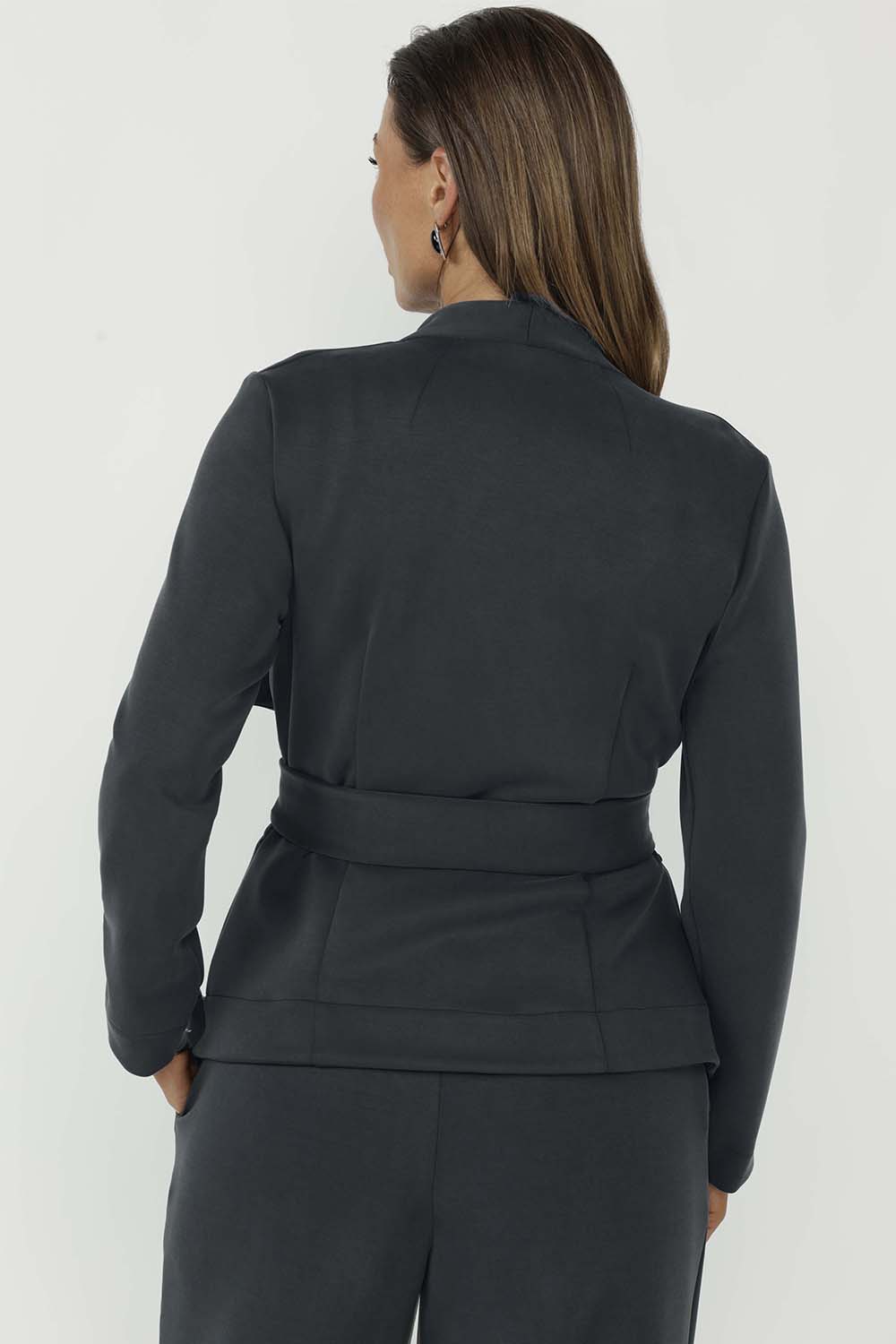 Double-layer angled front panels and tailored back darts create a refined, feminine shape in the Lyndon Jacket.
