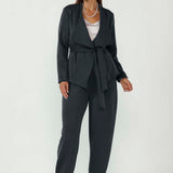 Crafted for comfort and timeless style, the Lyndon Jacket is a sophisticated wardrobe essential for every season.