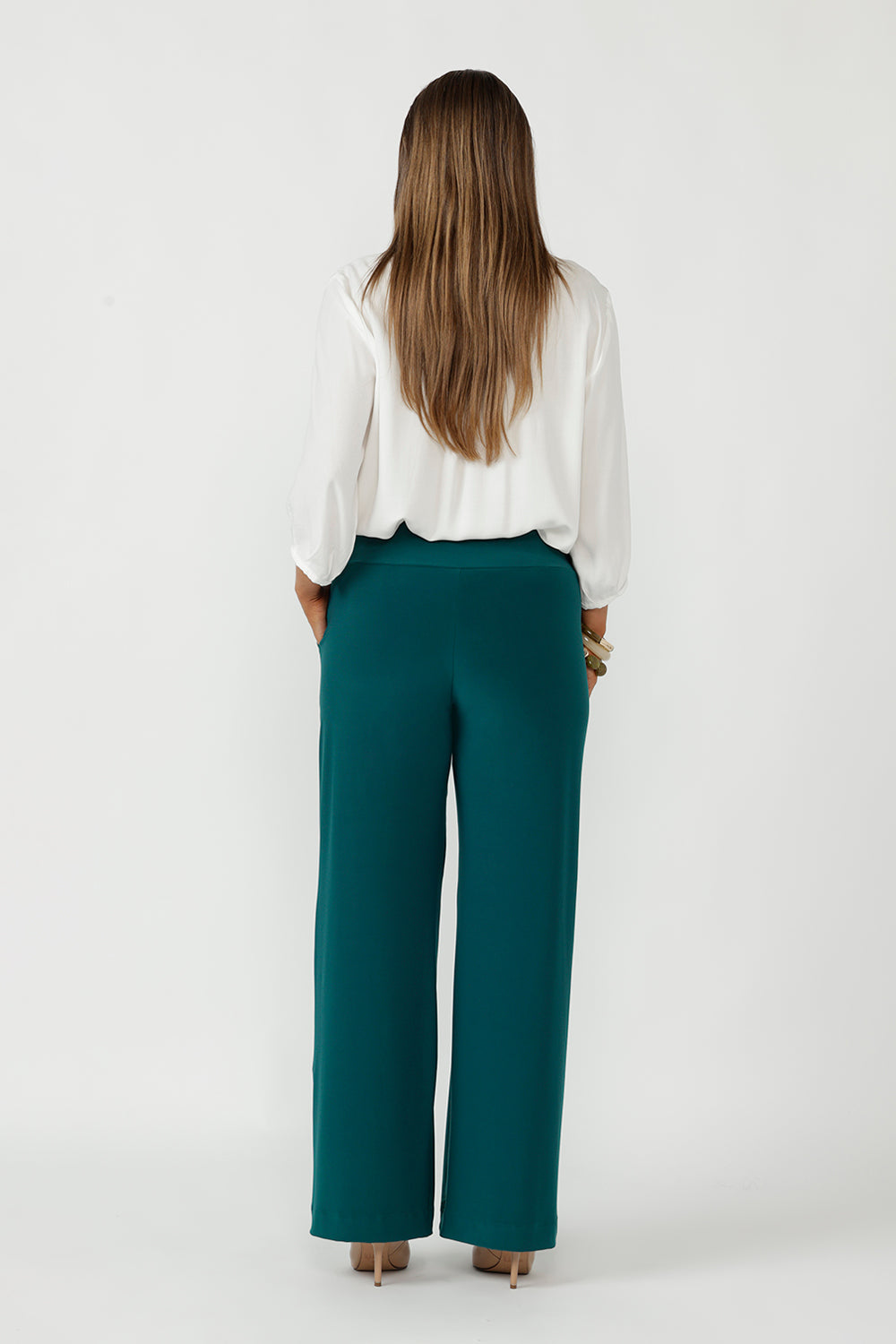 Australian-made Monroe Pant designed in soft stretch dry-touch jersey with a fluid drape, full-length straight leg and polished pull-on silhouette.