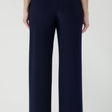 Finished with practical side pockets and refined topstitching, the Monroe Pant balances function with elevated detail. 