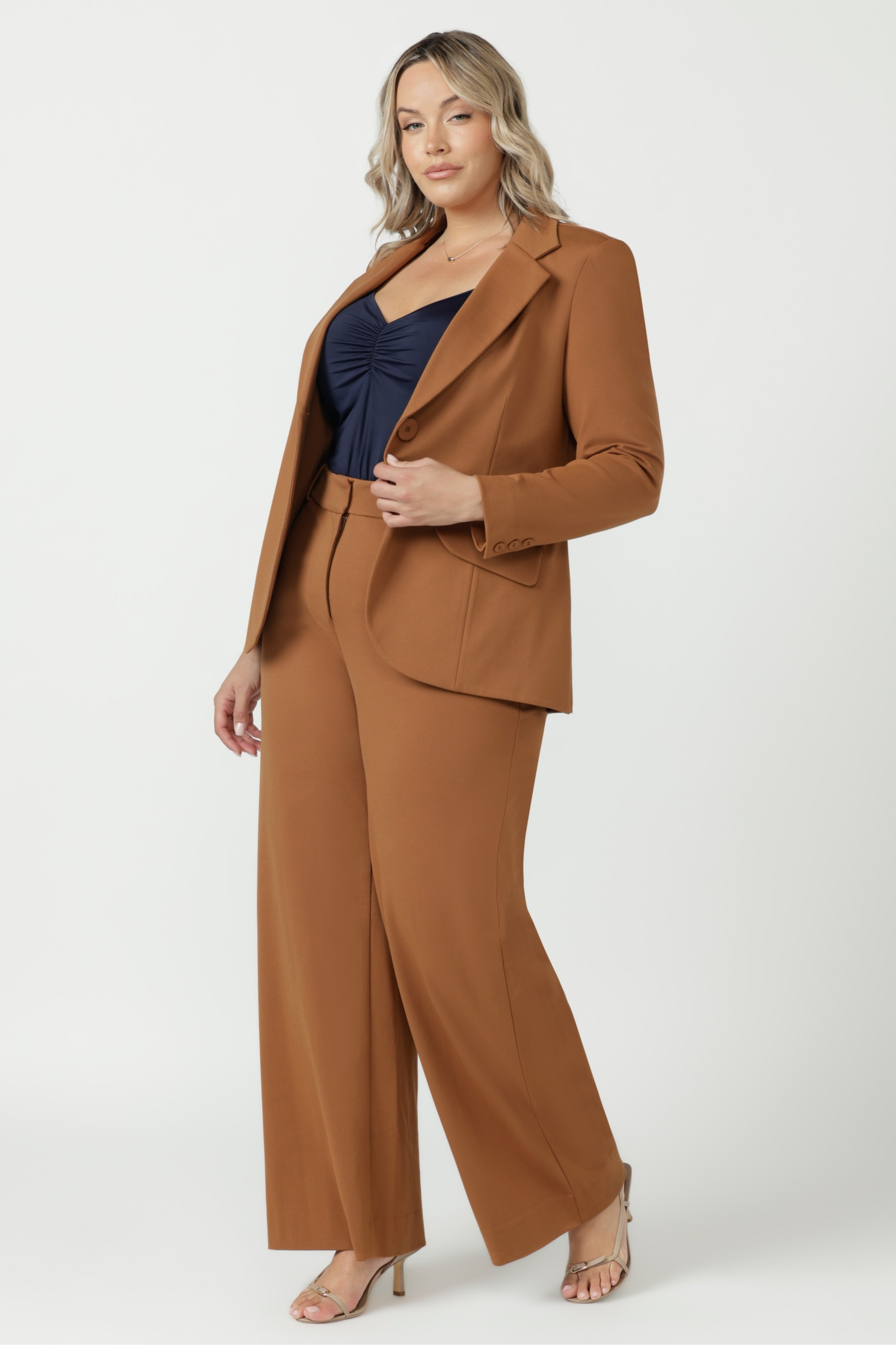 Wide Leg Pant in Toffee