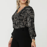 Paeton Top in Surface Noir