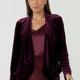Romy Fluid Jacket in Wine Velour