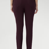Skinny Leg Pant in Wine