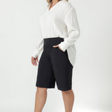 Bermuda Short in Charcoal