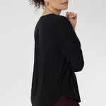 The Terry Shirt in Graphite is a refined and versatile workwear piece that blends timeless style with thoughtful design. Made from a soft, breathable Tencel Viscose fabric, it boasts a sand-washed texture that feels luxurious against the skin and drapes beautifully, offering a flattering silhouette.