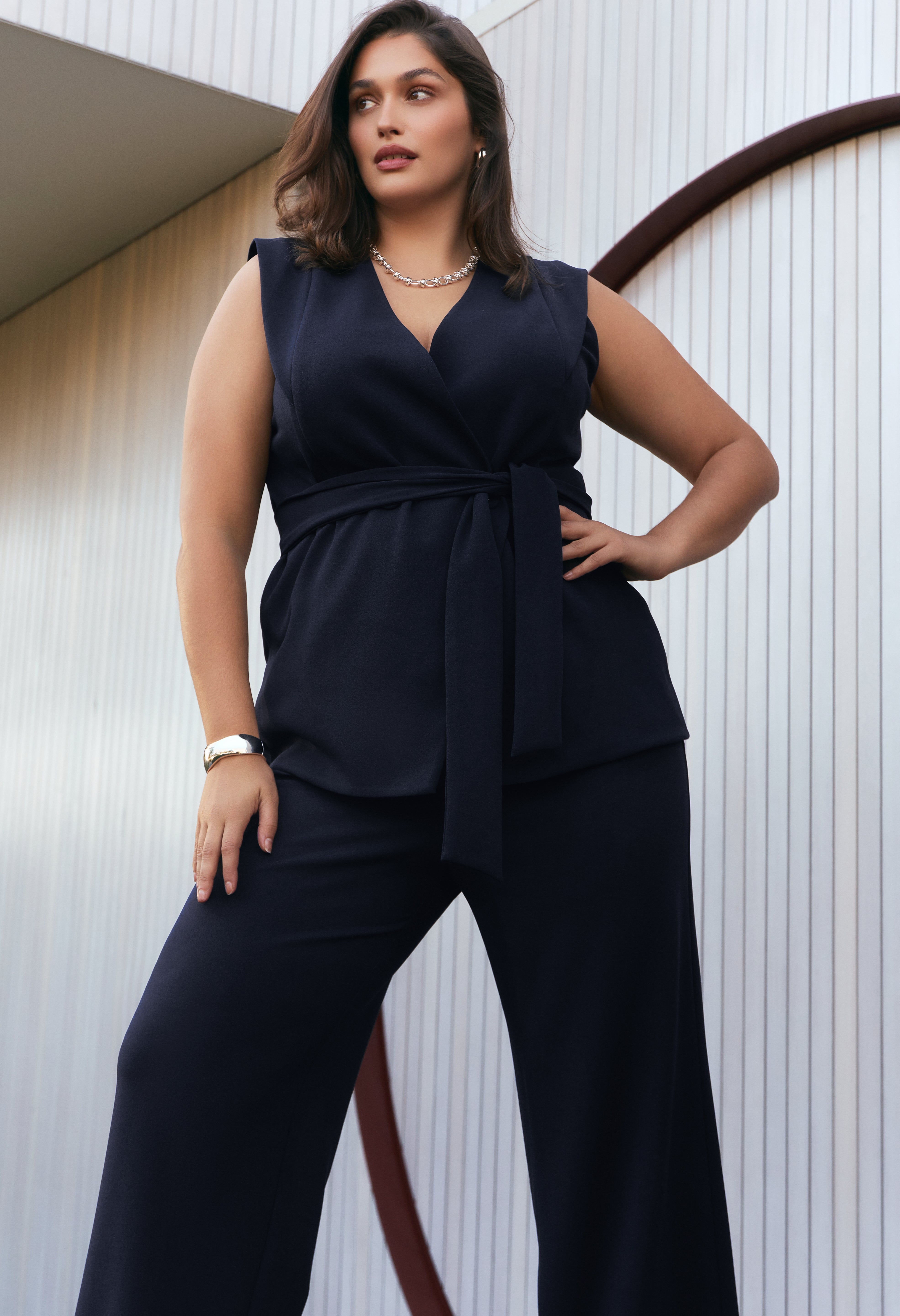 Vienna Vest in Navy