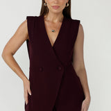 Vienna Vest in Wine Smart Crepe