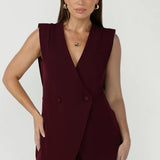 Vienna Vest in Wine Smart Crepe